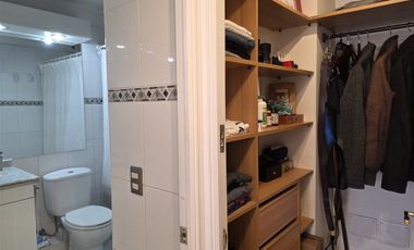 VENTA DEPTO 2 DORM, 2 BAÑ, METRO EL GOLF, MUT, LAS CONDES