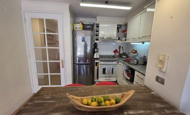 VENTA DEPTO 2 DORM, 2 BAÑ, METRO EL GOLF, MUT, LAS CONDES