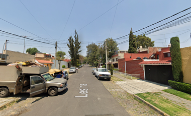 Casa en venta en Lesina 21, Lomas Estrella 1ra Secc, Iztapalapa, 09890 Ciudad de México, CDMX.AHH