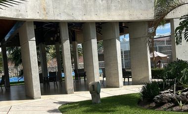 SE RENTA CASA AMUEBLADA EN AJIJIC con cancha de tenis, alberca, gym y seguridad 24/7