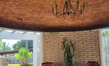 FURNISHED HOUSE FOR RENT IN AJIJIC with pool, tenis court, gym, garden and security 24/7