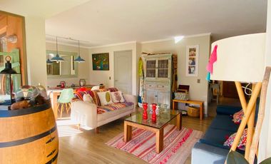 VENTA CASA SECTOR BRISAS NORTE 2 PISOS 3D + 3B + ESCRITORIO + TERRAZA + QUINCHO + PIEZA SERVICIO + PANELES SOLARES, COLEGIOS HIGHLANDS, CABO DE HORNOS