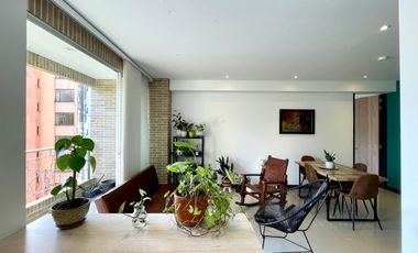 Extraordinario apartamento en Alamos de 78 m2 con 2 alcobas con vista al bosque. Pereira - Colombia.