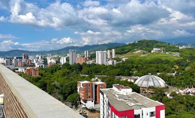 Extraordinario apartamento en Alamos de 78 m2 con 2 alcobas con vista al bosque. Pereira - Colombia.