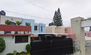 CASA A LA VENTA EN ARCOS DEL ALBA, CUAUTITLAN IZCALLI, EDOMEX. REMATE ADJUDICADO