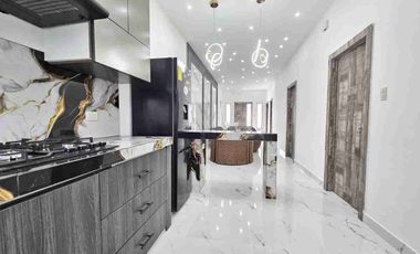 Vendo Hermosa Casa de Estreno , Salinas , Aloblada , Piscina , Parqueo seguro