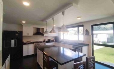 CASA DE LUJO EN VENTA, SECTOR MIRASIERRA LOS CHILLOS