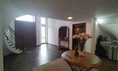 CASA DE LUJO EN VENTA, SECTOR MIRASIERRA LOS CHILLOS