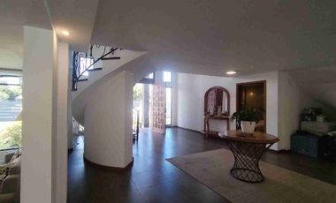 CASA DE LUJO EN VENTA, SECTOR MIRASIERRA LOS CHILLOS