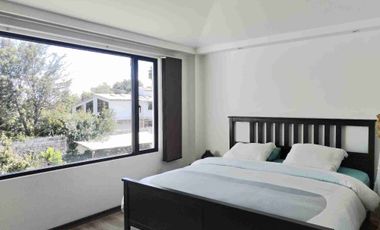 CASA DE LUJO EN VENTA, SECTOR MIRASIERRA LOS CHILLOS