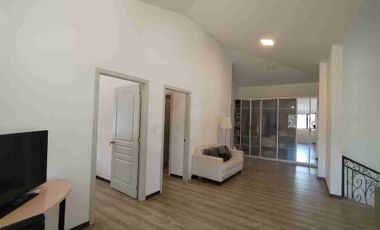 CASA DE LUJO EN VENTA, SECTOR MIRASIERRA LOS CHILLOS