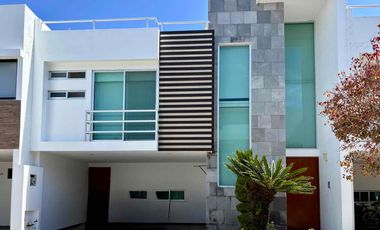 CASA EN RENTA EN LOMAS DE ANGELOPOLIS, PUEBLA A UN KM DE CHEDRAUI CASCATTA