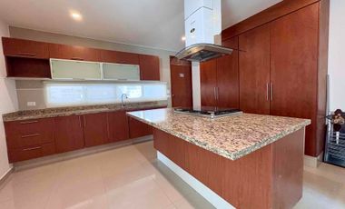 CASA EN RENTA EN LOMAS DE ANGELOPOLIS, PUEBLA A UN KM DE CHEDRAUI CASCATTA