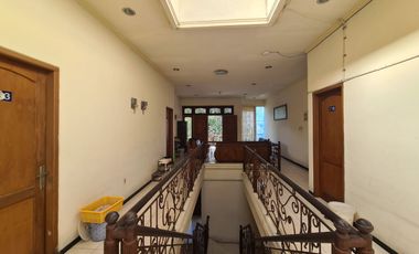 Rumah Kost Aktif Siwalankerto Padang Pasir Dekat Kampus Petra