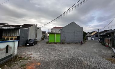 DIJUAL RUMAH LELANG PERUM PUTRI RESIDENCE 1 BLITAR