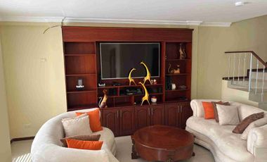 Alquilo Linda Casa en Samborondon,  Ciudadela Celeste , Semi-Amoblada