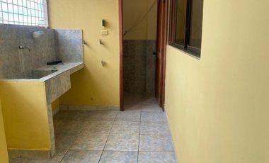 Renta De Dpto. Segundo Piso Edificio Machala