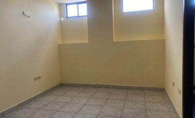 Renta De Dpto. Segundo Piso Edificio Machala