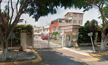 Vive con Estilo en Condominio  Sau Paulo, Las Americas – ¡Casa en Venta! 🏡