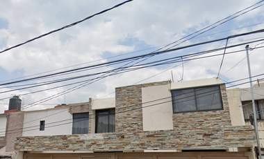 INVIERTE Y OBTEN GANANCIAS. CASA ADJUDICADA EN Roma, Valle Dorado, Tlalnepantla de Baz, Estado de México, México