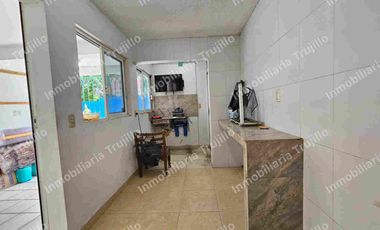 VENDO BONITA CASA EN RIO MEDIO 1, CERCA DE SORIANA HIPER LOMAS DEL RIO MEDIO