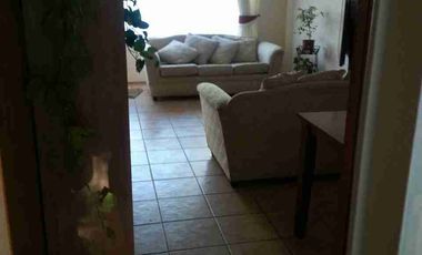 Vendo Casa independiente  4d/ 2b  Independiente de dos pisos,  Los Pinos.