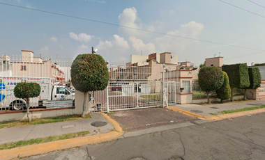 🏡✨ Exclusiva Casa en Condominio  Isla del Rey, Las Américas – Vive con Estilo y Seguridad