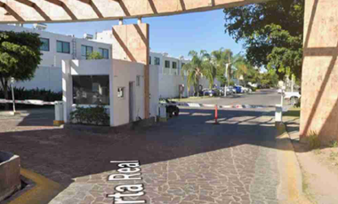 La tranquilidad de una gran decisión comienza aquí!! Venta De Hermosa Casa En Remate Bancario En, PORTAL REAL ZAPOPAN JAL.