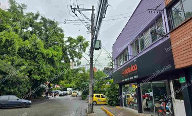 Local esquinero sector san diego