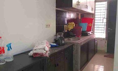 dijual rumah di komplek metland bekasi