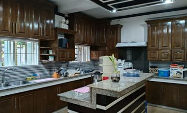 4 bedrooms 4 toilet and bath furnished house for sale in Cogon Tagbilaran City