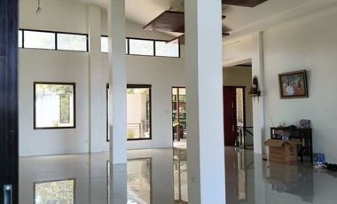 Beachfront 4 bedrooms 3 toilet and bath house for sale in Sta Cruz Baclayon Bohol