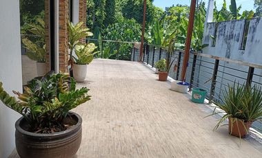 Beachfront 4 bedrooms 3 toilet and bath house for sale in Sta Cruz Baclayon Bohol