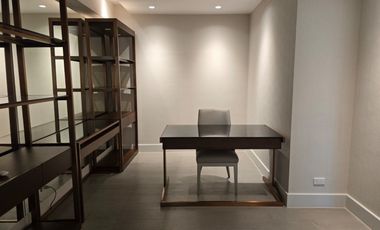 Elegantly designed 3 bedroom unit in Kirov with balcony for rent