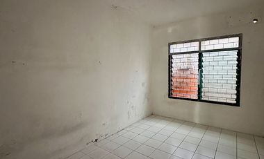 Disewakan Rumah 1,5 Lantai Griya Babatan Mukti