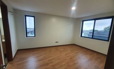 BRAND NEW HOUSE FOR SALE OR FOR RENT McKinley Hill Village, Taguig City PP CODE 3297 / L1572