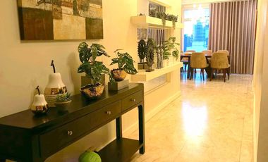 Salcedo Park Condominium in Makati 3BR Three Bedrooms with 2 Parking FOR SALE WUC257