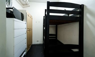 Salcedo Park Condominium in Makati 3BR Three Bedrooms with 2 Parking FOR SALE WUC257