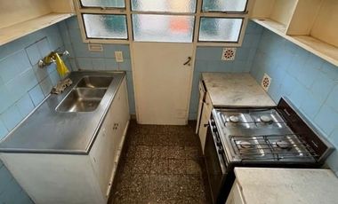 DEPARTAMENTO PLAZA SARMIENTO