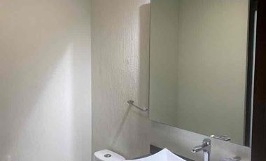 CASA HERMOSA  EN RENTA LOMAS 2