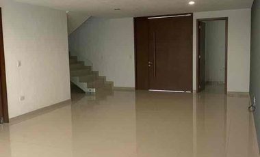 CASA HERMOSA  EN RENTA LOMAS 2