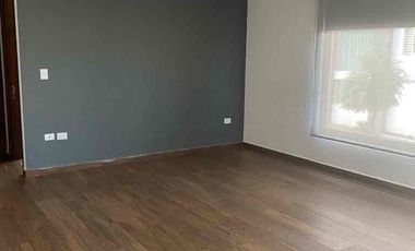 CASA HERMOSA  EN RENTA LOMAS 2