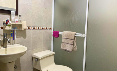 En venta bonita casa en condominio | Sector Machángara | La Roma