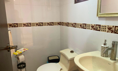 En venta bonita casa en condominio | Sector Machángara | La Roma