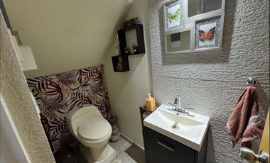 Se vende casa en Pedregal de la teja, Col. Los Heroes Chalco