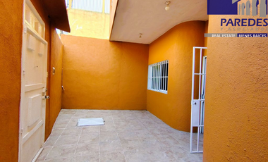 C108 Casa en Venta, 3 recamaras centro de la ciudad en Zihuatanejo