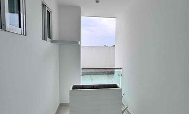 Apartamento en el Caudal de lujo con vista panorámica, acabados de primera.