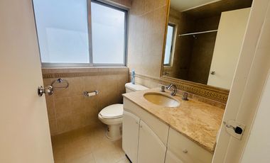 RENTA AMPLIO Y MODERNO DEPARTAMENTO EN AMORES