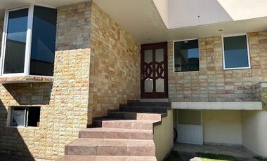 RENTA CASA RICON DEL PEDREGAL