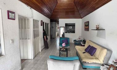 Vendo Casa en Villavicencio de dos plantas, barrio La Esperanza.